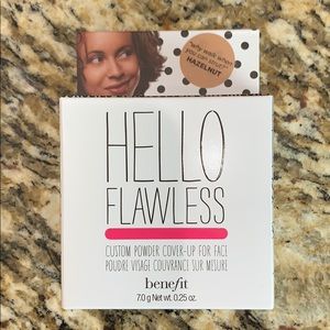 Brand New Benefit Hello Flawless Powder